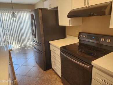 stove fridge