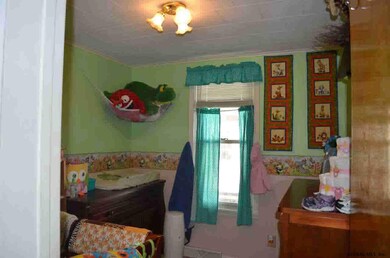 56 Prospect St, Glens Falls, NY 12801 - photo 6