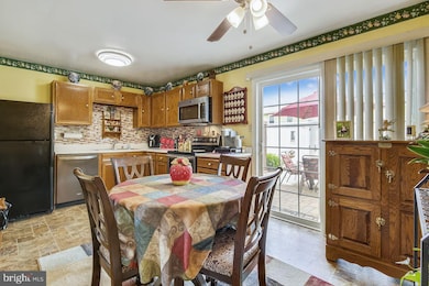 80 Carnival Dr, Taneytown, MD 21787 - photo 3