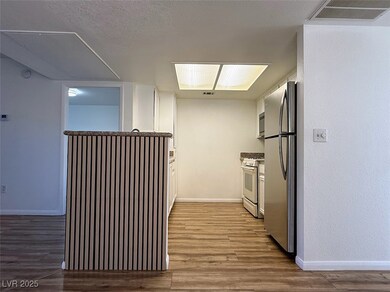 8070 W Russell Rd unit 1019, Las Vegas, NV 89113 - photo 6