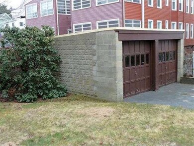 7 Leyden St, Medford, MA 02155 - photo 3