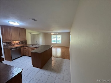 515 E Falconry Ct, Hernando, FL 34442 - photo 4