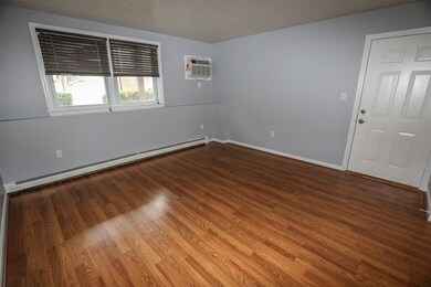 200 Circle Rd unit 8, Manchester, NH 03103 - photo 6