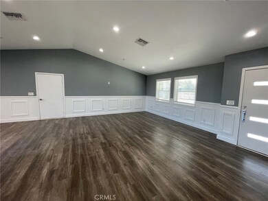 10055 E Avenue R 10, Littlerock, CA 93543 - photo 4