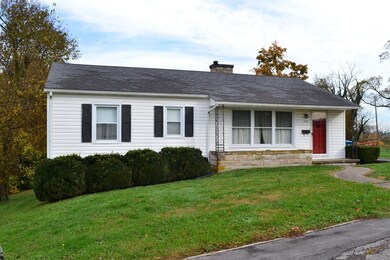 769 Maple Ave, Harrodsburg, KY 40330 - photo 3