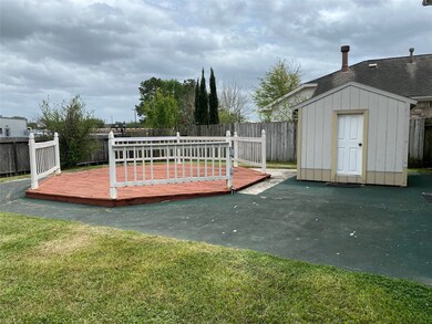 9850 Phil Halstead Dr, Houston, TX 77086 - photo 3