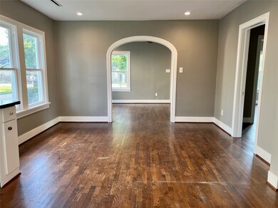 607 Westford St, Houston, TX 77022 - photo 4