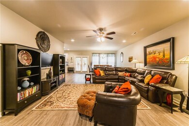 48 Overton Dr, Bella Vista, AR 72714 - photo 3