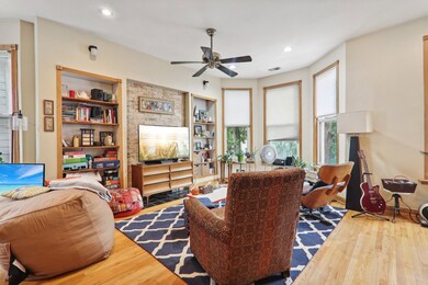 3541 N Paulina St, Chicago, IL 60657 - photo 4