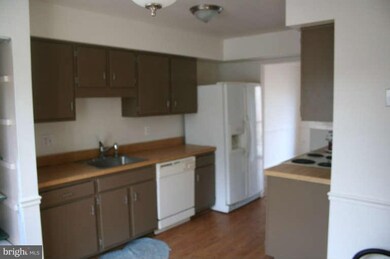 17526 Gallagher Way, Olney, MD 20832 - photo 6