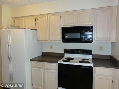 2408 Forest Edge Ct unit 101J, Odenton, MD 21113 - photo 7