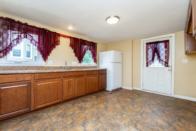 51 Fuller St, Dorchester Center, MA 02124 - photo 4