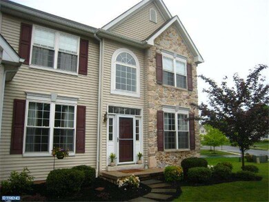 1047 Fallbrook Ln, Pottstown, PA 19464 - photo 2