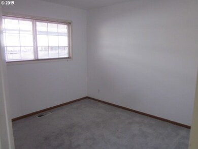 3311 Nebraska St, Longview, WA 98632 - photo 7