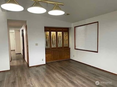 2500 S 370th St unit 106, Federal Way, WA 98003 - photo 4