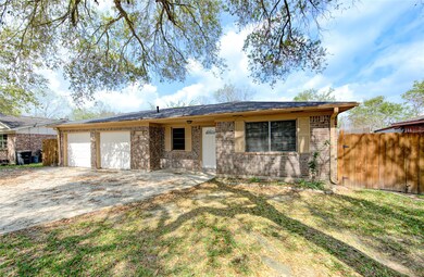 512 Linda Ln, Alvin, TX 77511 - photo 3