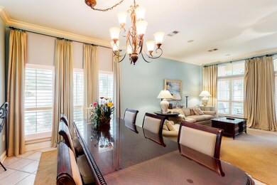 Captiva 36 Dining