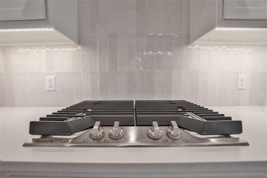 Details with tasteful backsplash