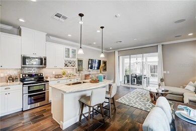 MODEL HOME. Colors and options may vary. Kitchen w