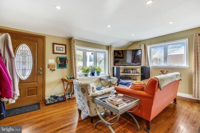 4403 Bayne St, Rockville, MD 20853 - photo 2