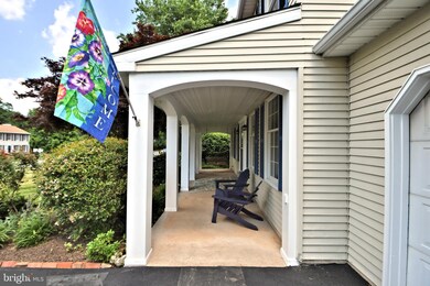 1458 Wheaton Ln, North Wales, PA 19454 - photo 3