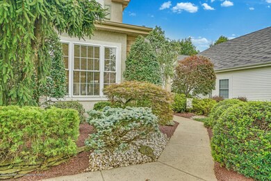14 Cypress Point Ln Jackson NJ-large-007