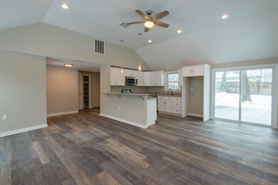 1 Spofford Ave, Georgetown, MA 01833 - photo 7