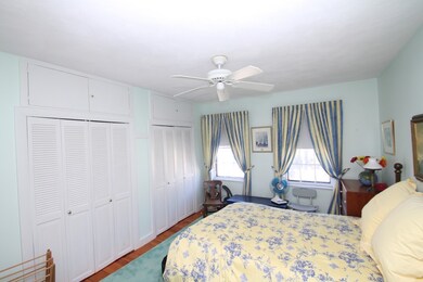 84 Washington St unit 2, Marblehead, MA 01945 - photo 5