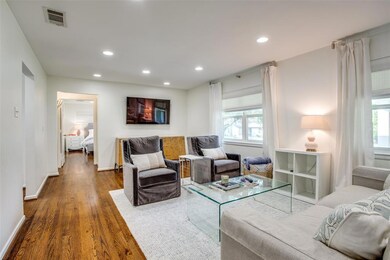 6632 Ridgemont Dr, Dallas, TX 75214 - photo 4