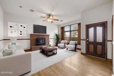 6818 W Avenue A 2, Lancaster, CA 93536 - photo 3