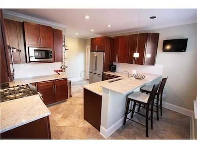 106 E Gates St, Columbus, OH 43206 - photo 2