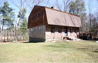 142 Chestnut St, Hudson, MA 01749 - photo 2