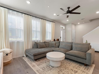 9015 Cattle Baron Path unit 2001, Austin, TX 78747 - photo 7