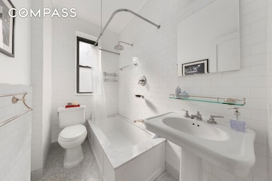 305 E 88th St unit 5G, New York, NY 10128 - photo 5
