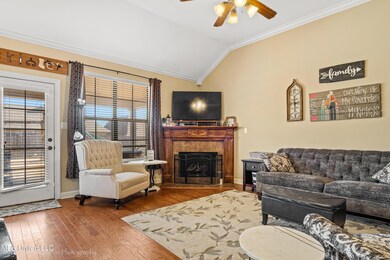 4262 Ritchie Dr-Interior-3