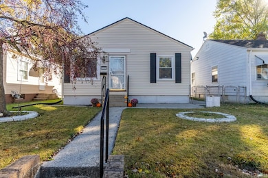 2049 Phenie St, Fort Wayne, IN 46802 - photo 2