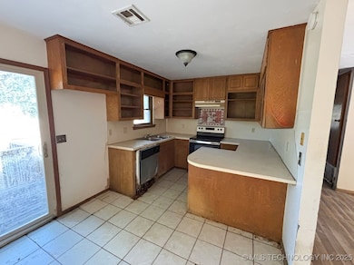 1406 Skipper Ave, Tahlequah, OK 74464 - photo 4