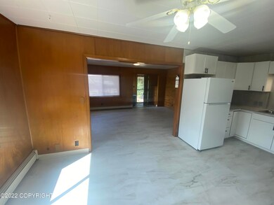 4305 Forest Rd unit 1, Anchorage, AK 99517 - photo 3