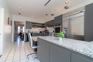 2743 N Greenview Ave unit 2, Chicago, IL 60614 - photo 4