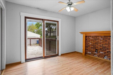 1242 Edgewood Dr, Waterloo, IA 50701 - photo 4