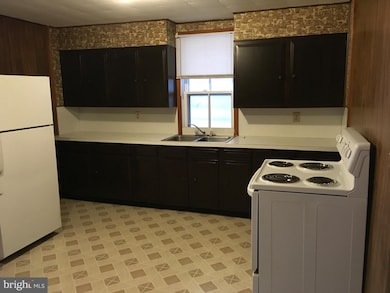 111 W B St, Brunswick, MD 21716 - photo 4