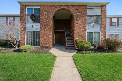162 Frontier Way unit 2, Tinton Falls, NJ 07753 - photo 2