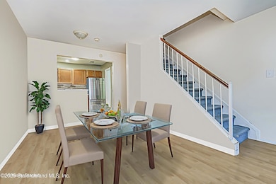 49 Jamie Ln, Staten Island, NY 10312 - photo 7