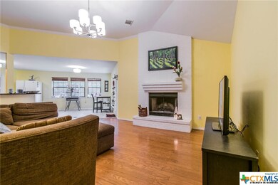 826 Thousand Oaks Loop, San Marcos, TX 78666 - photo 2