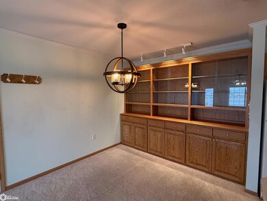 204 Southgate Cir unit D, Fairfield, IA 52556 - photo 6