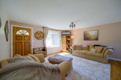 3698 NW Helmholtz Way, Redmond, OR 97756 - photo 4