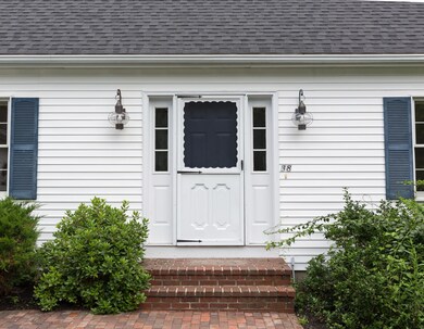 38 Hunts Point Rd Cape-large-004-044-Fro