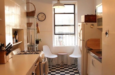 129 S 4th St, Brooklyn, NY 11249 - photo 2