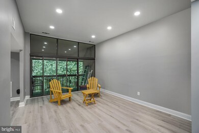 1664 Parkcrest Cir unit 300, Reston, VA 20190 - photo 5