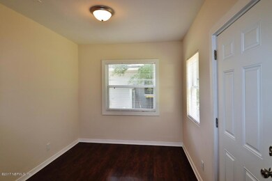 5773 Cherry Laurel Dr, Jacksonville, FL 32210 - photo 5